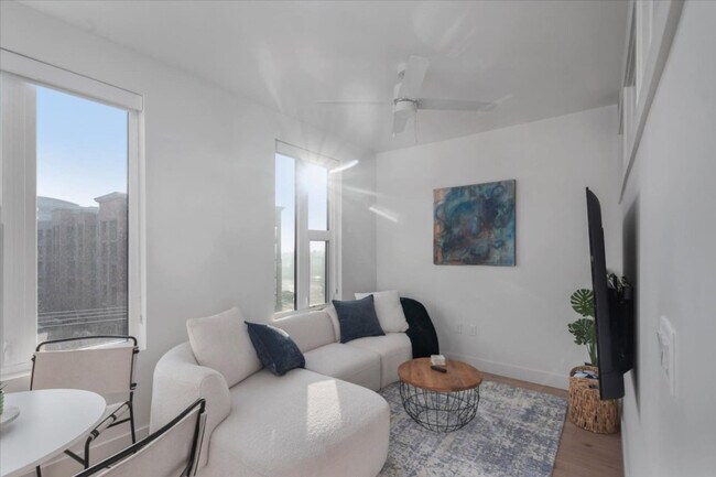 Building Photo - 320 N 490 W