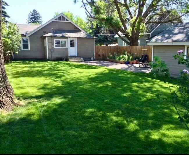 Building Photo - Charming Home near Downtown Ellensburg!