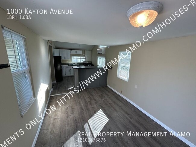 Building Photo - 1000 Kayton Ave