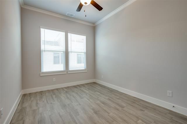 Building Photo - 232 Crockett St