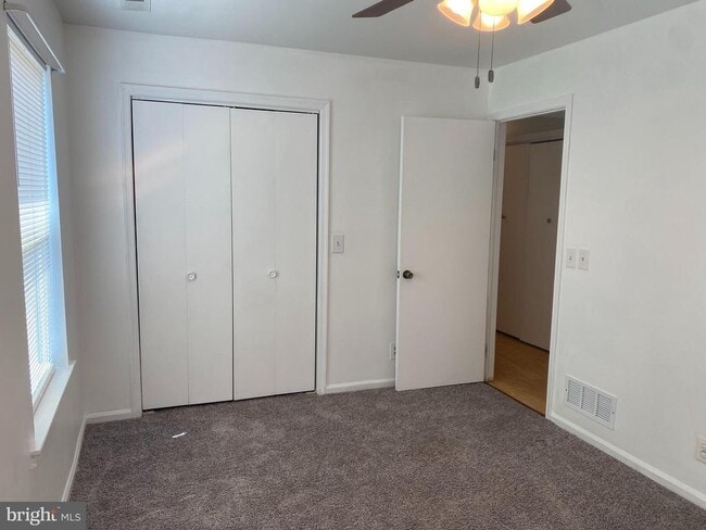 Building Photo - 104 Duet Dr