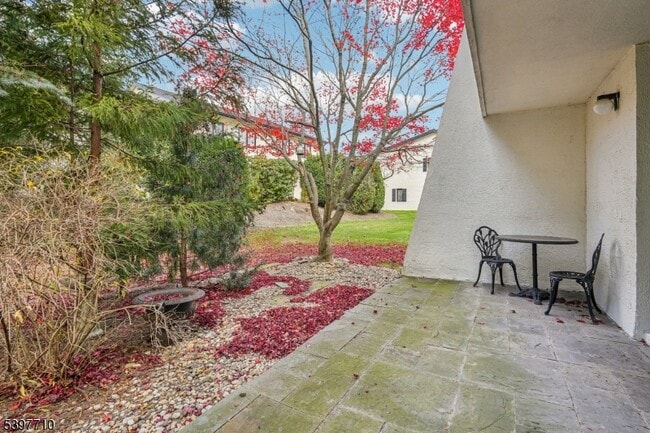 Building Photo - 1 Dorado Dr