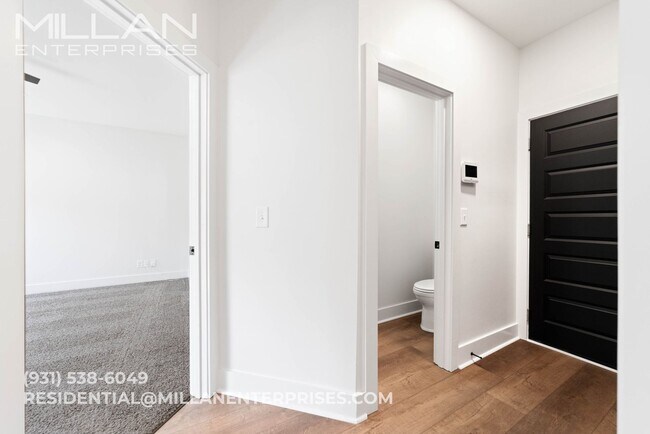 Building Photo - Luxury Modern Home with Covered Deck & Bonus Room - Enjoy Your First Month FREE with a 13-Month L...