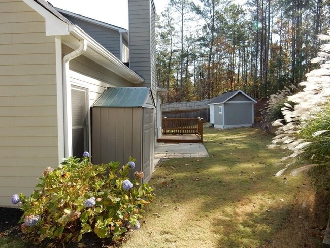 Building Photo - 450 Evans Mill Dr