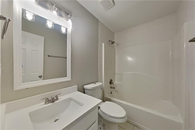 Building Photo - 2545 Falcon Chase Ct
