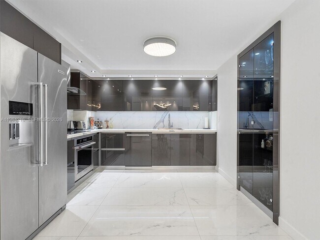 Building Photo - 251 174th St