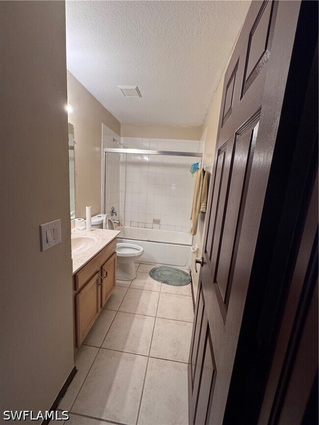 Building Photo - 7675 Meadow Lakes Dr
