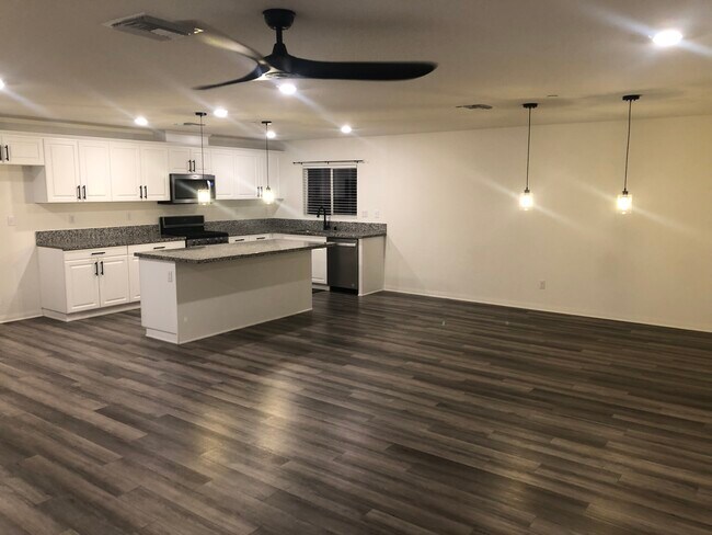 Building Photo - 26756 Calle Celia