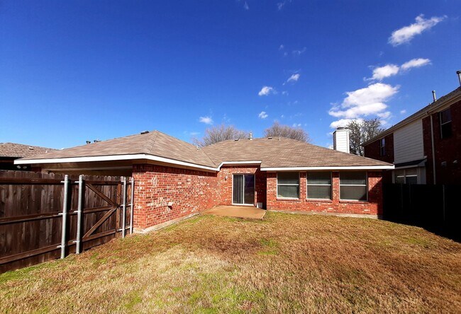 Building Photo - Gorgeous House in Eldorado Heights!