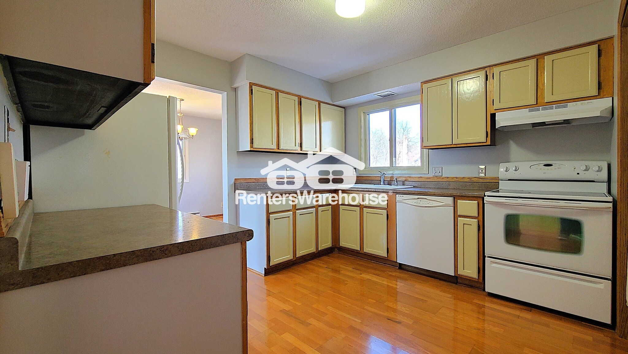 Building Photo - 208 S Winter St