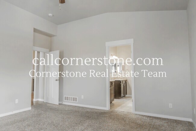 Building Photo - 7406 Willow Pines Pl