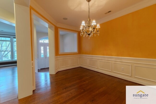 Building Photo - 11227 Terrace Ln