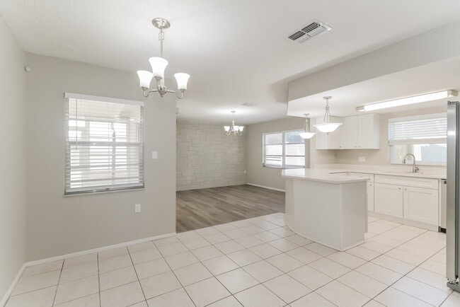 Building Photo - 9344 Wolcott Ln