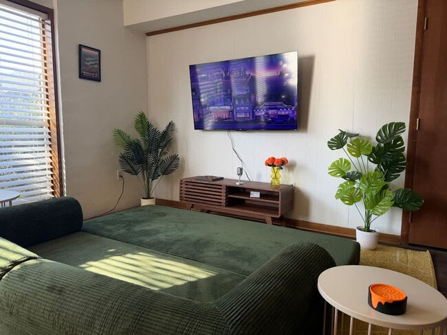 Building Photo - 157 W Holly Ridge Rd