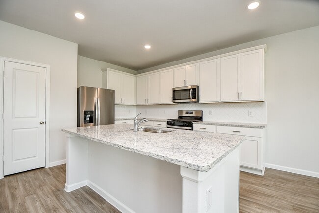 Building Photo - 23303 Happy Mdw Ln