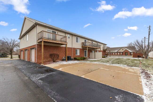 Building Photo - 13049 Turnberry Ct