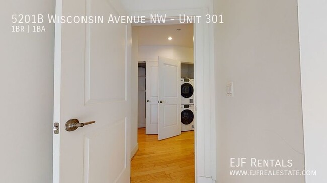 Building Photo - Friendship Heights Modern One Bedroom Off ...