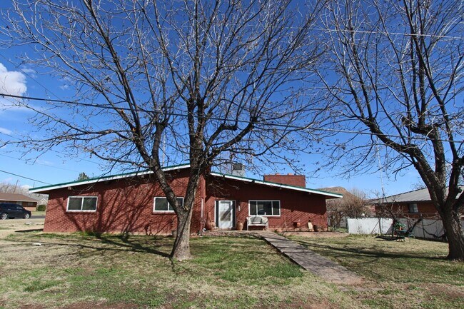 Building Photo - 419 S 100 E