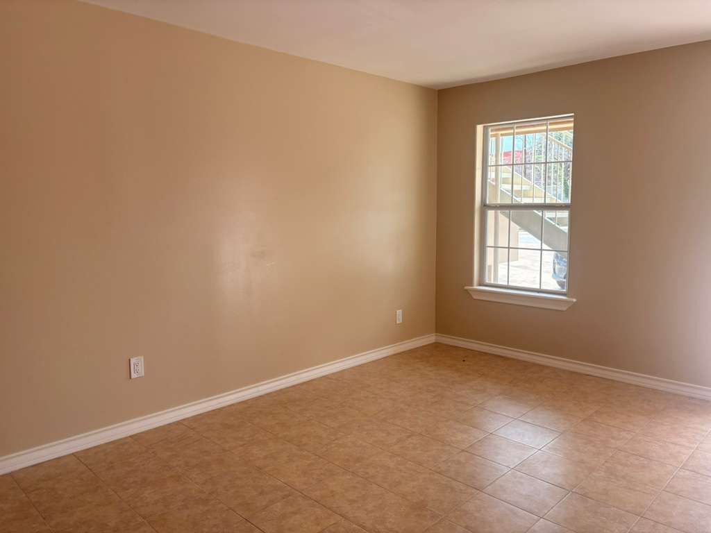 Building Photo - 4018 San Agustin Ave