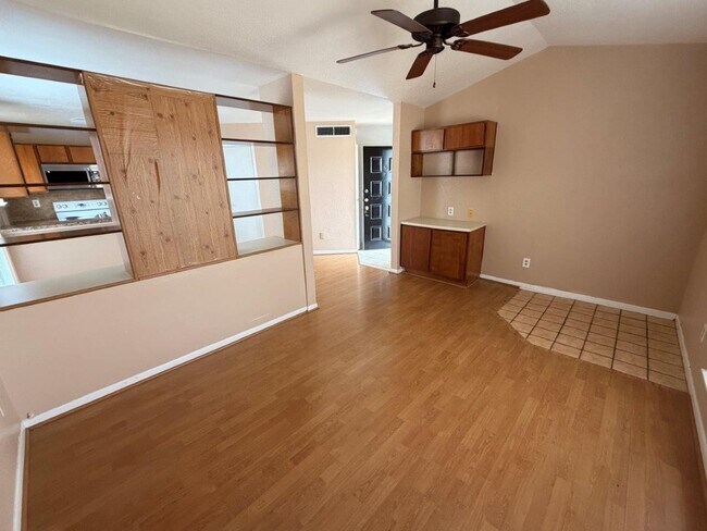 Building Photo - 7901 Cambridge St