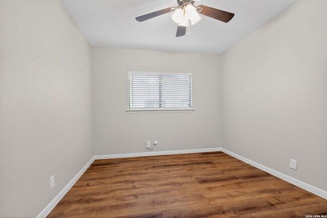 Building Photo - 9930 Trendwood