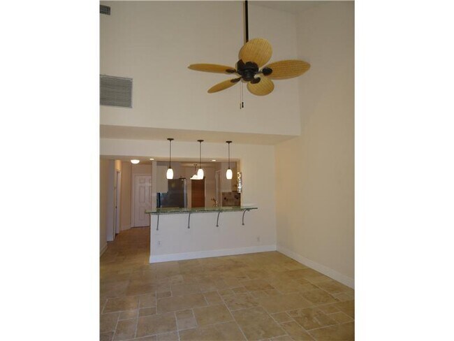 Building Photo - 10253 Riverbend Terrace