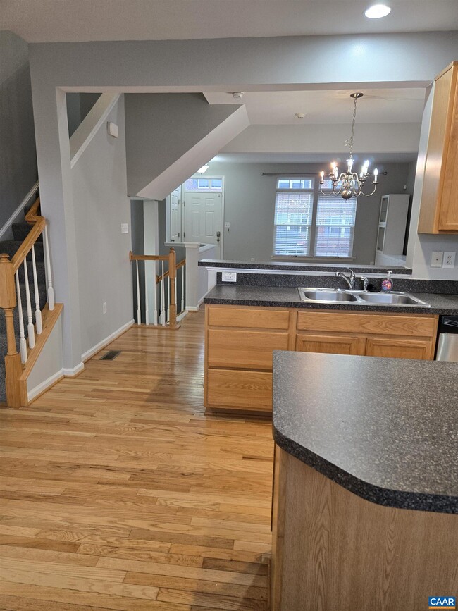 Building Photo - 2452 Abington Dr