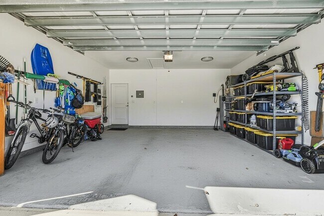 Building Photo - 246 Marsh Landing N