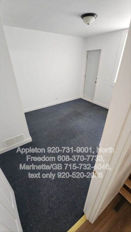 Building Photo - S7559 US 12 H5