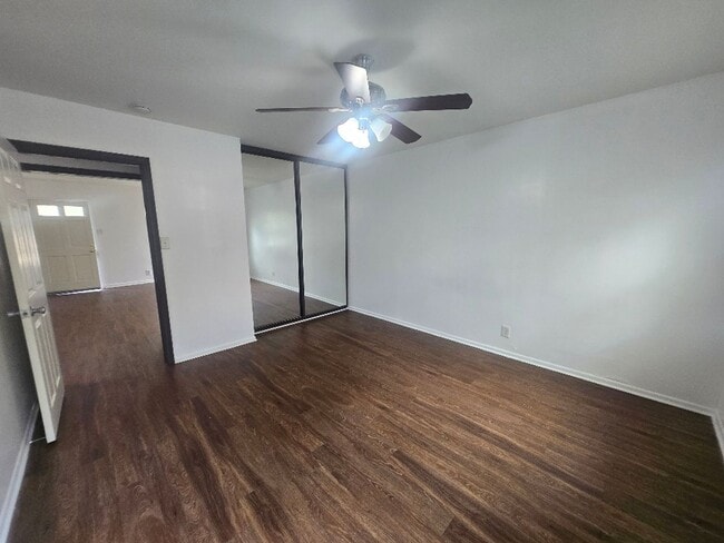 Building Photo - 2 Bedroom in La Crescenta