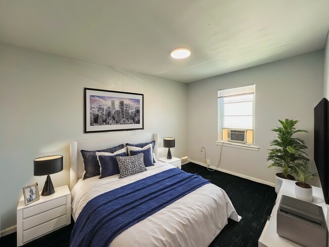 Building Photo - 437 N 32nd St