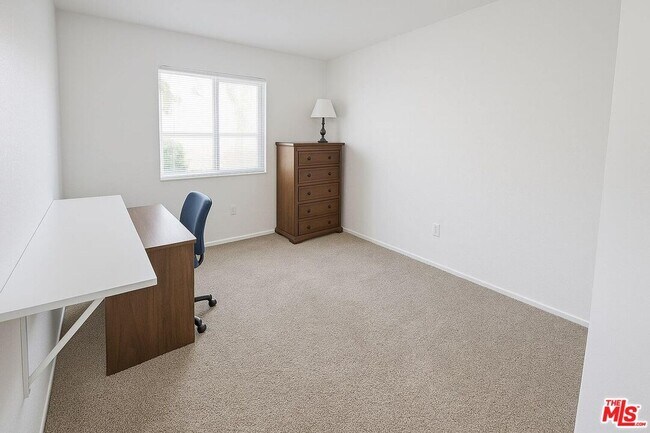 Building Photo - 16462 Turnbury Ct