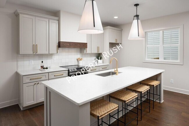 Building Photo - 109 Scruggs St