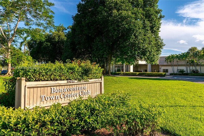 Building Photo - 191 Lakeview Dr