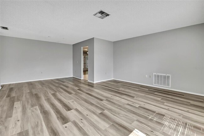 Building Photo - 2453 Keeport Dr
