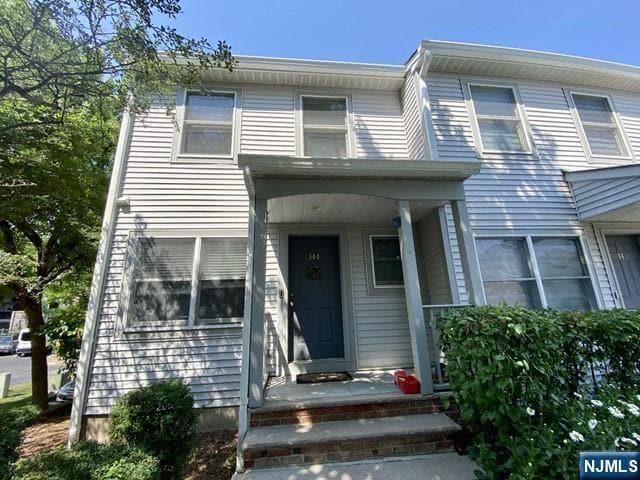 Building Photo - 144 Panorama Dr