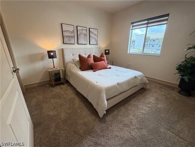 Building Photo - 7839 Regal Heron Cir