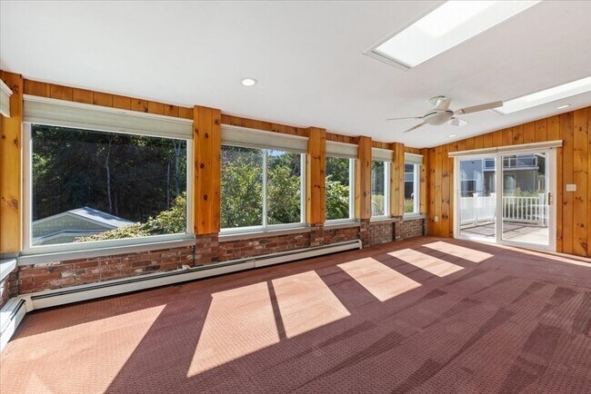 Building Photo - 16 Indian Ln
