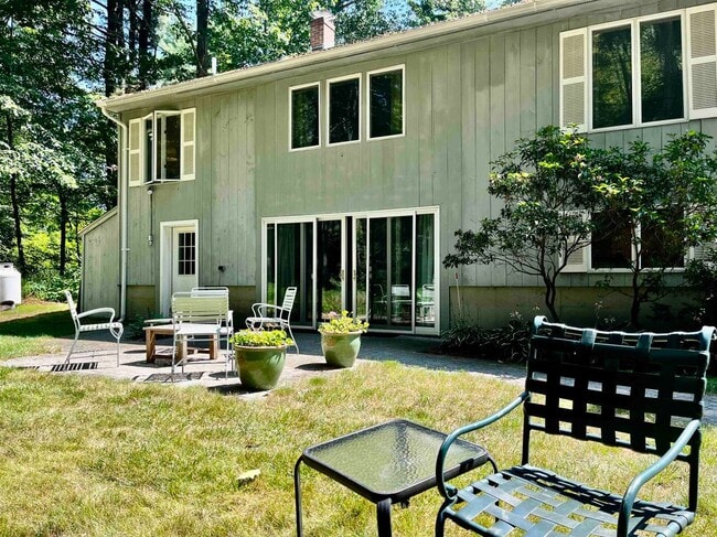 Building Photo - 66 Woodland Rd