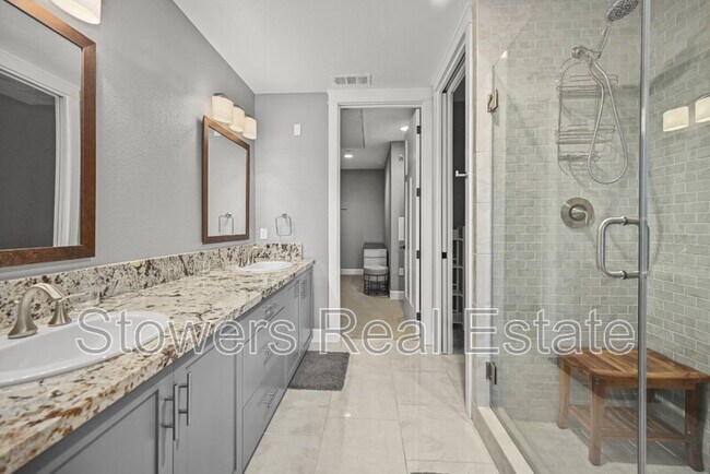 Building Photo - 111 W Prospect Ave