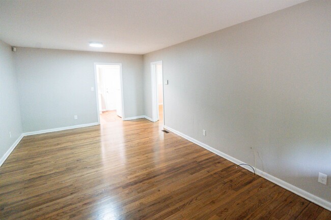Building Photo - 1814 S Meridian St
