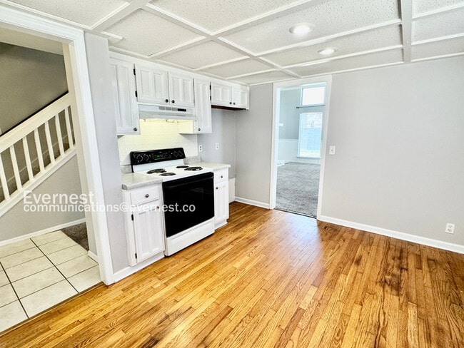 Building Photo - 7021 S 78th E Ave