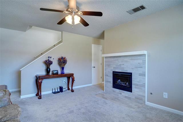 Building Photo - 1703 Creekpoint Dr