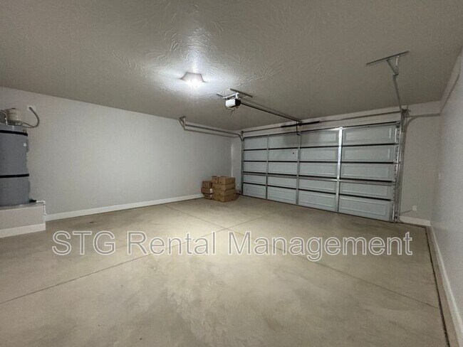 Building Photo - 1073 S 4380 W