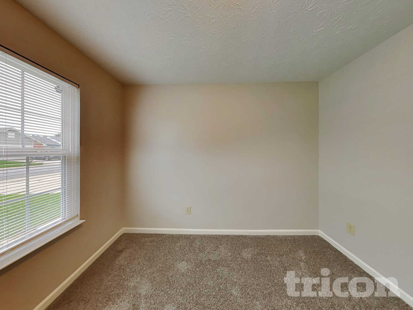 Building Photo - 5237 Montavia Ln