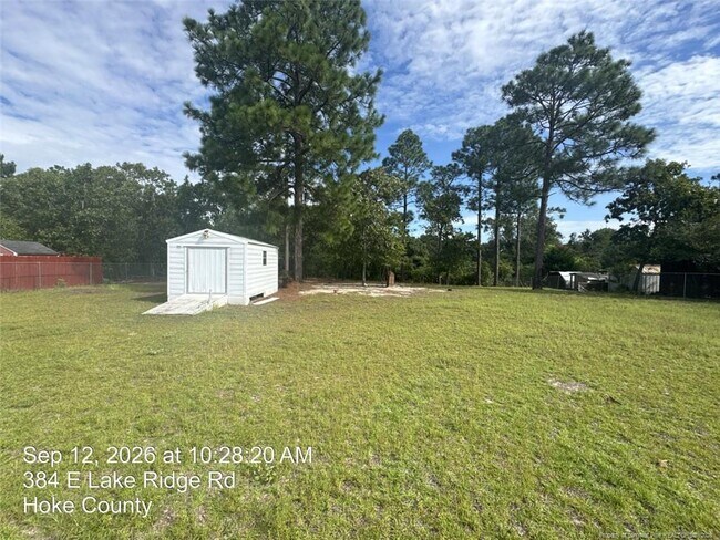 Building Photo - 384 E Lake Ridge Rd