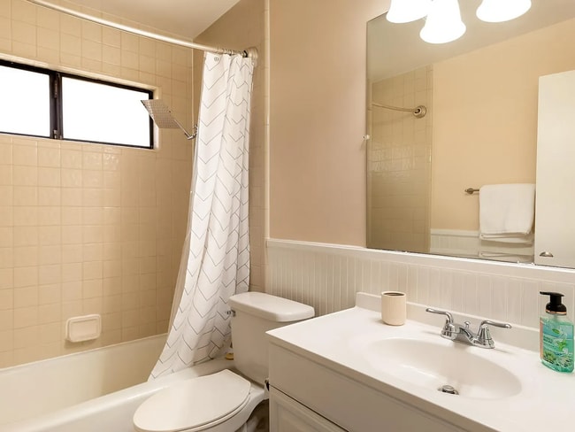 Building Photo - 64747 Pinehurst Cir