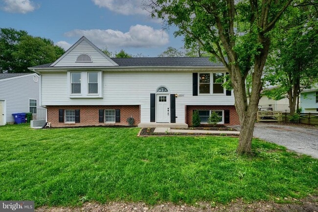 Primary Photo - 4504 E Joppa Rd