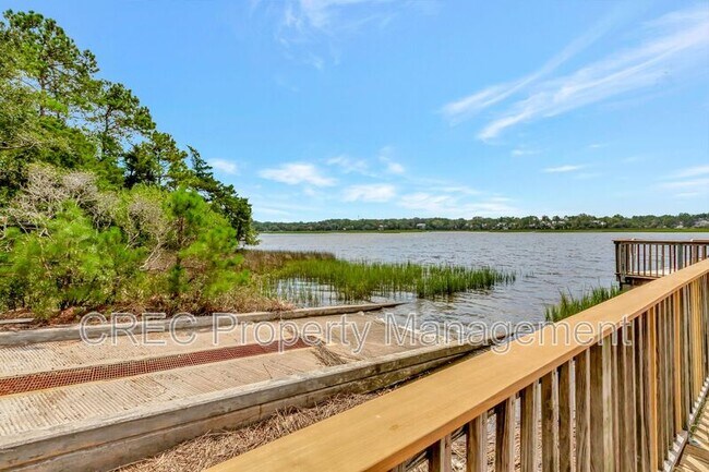 Building Photo - 1392 Eden Rd