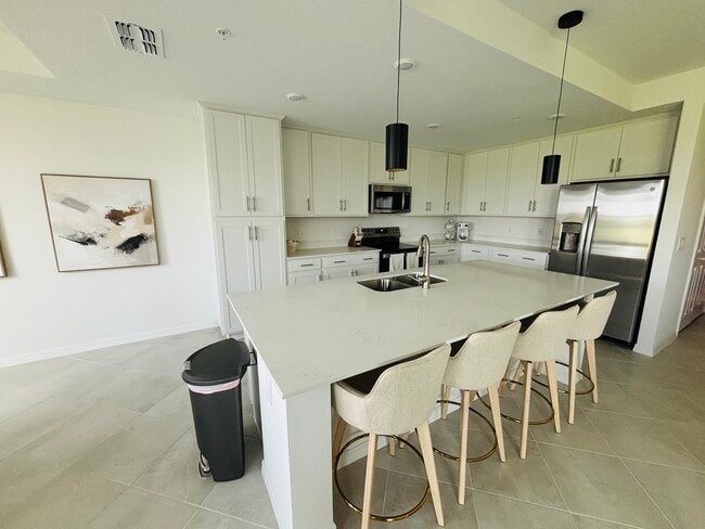 Building Photo - Opal Sand Dr Unit 102 Terrace Condo-Wellen Park G&CC